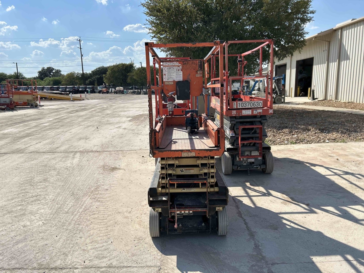 2018 JLG 1932R-3