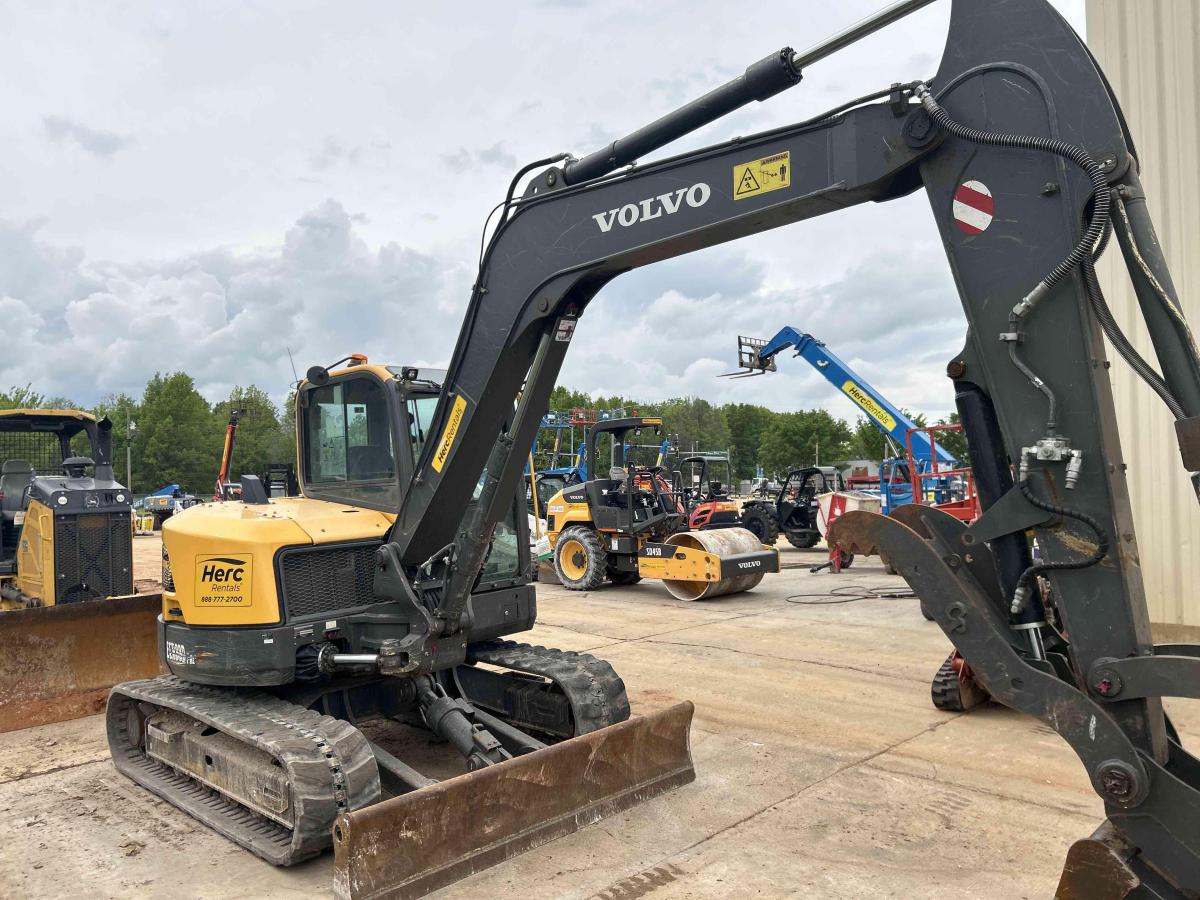 2021 Volvo ECR88D