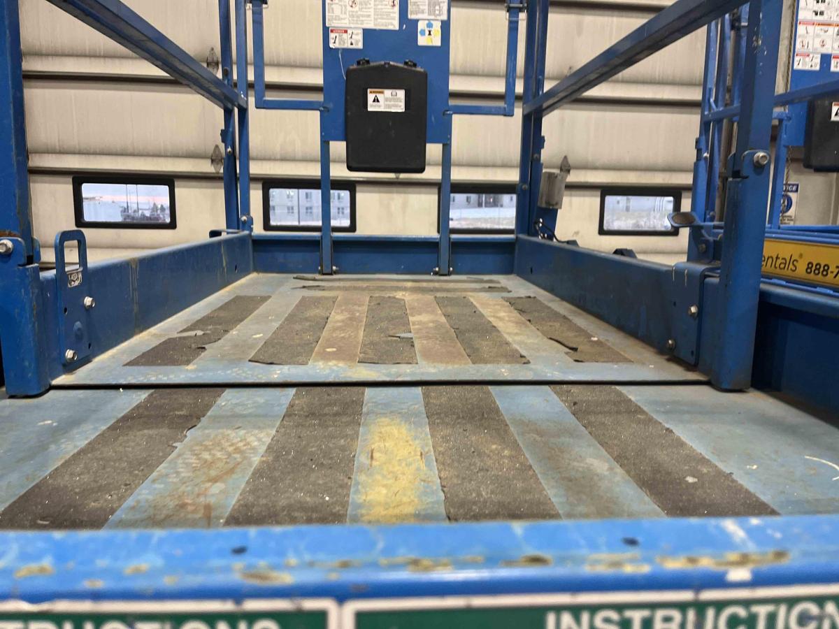 2019 Genie GS-3246