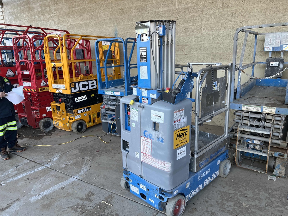 2019 Genie GR-20-4