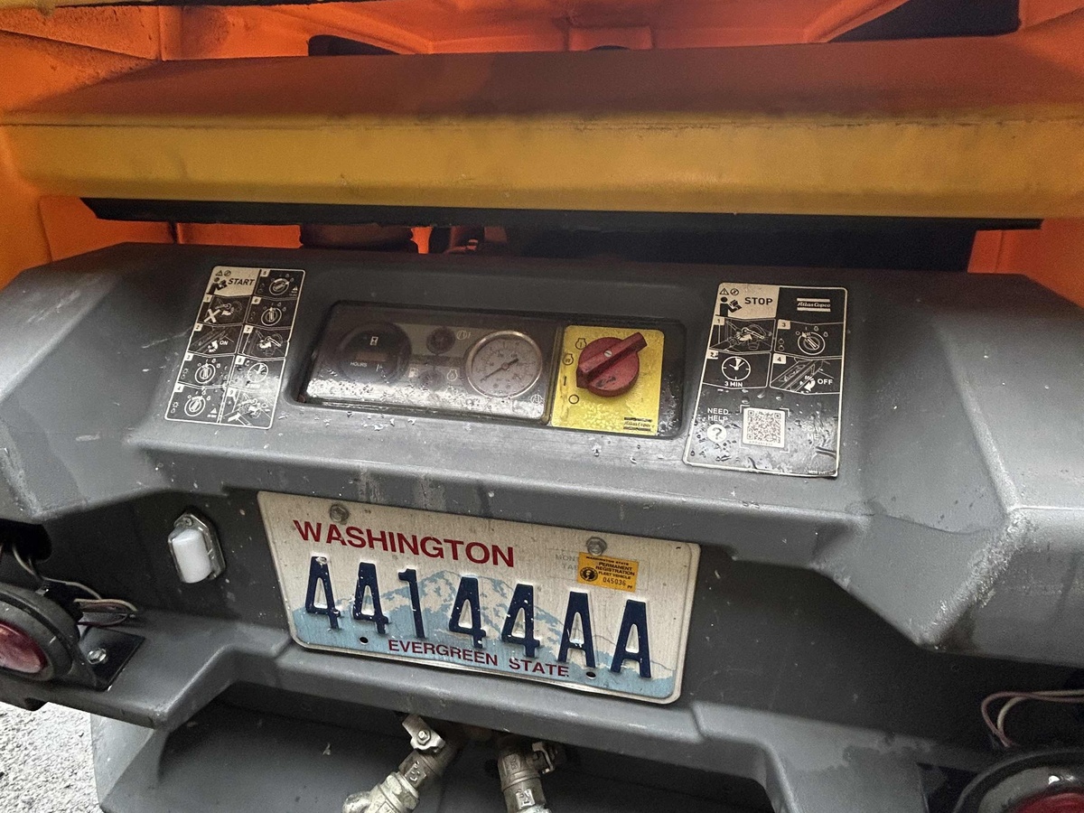 2017 Atlas Copco XAS110T4F-2