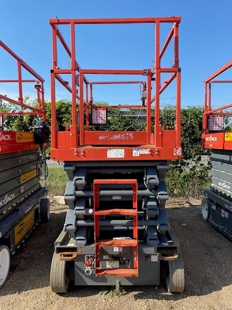 2018 Skyjack SJ4740-2
