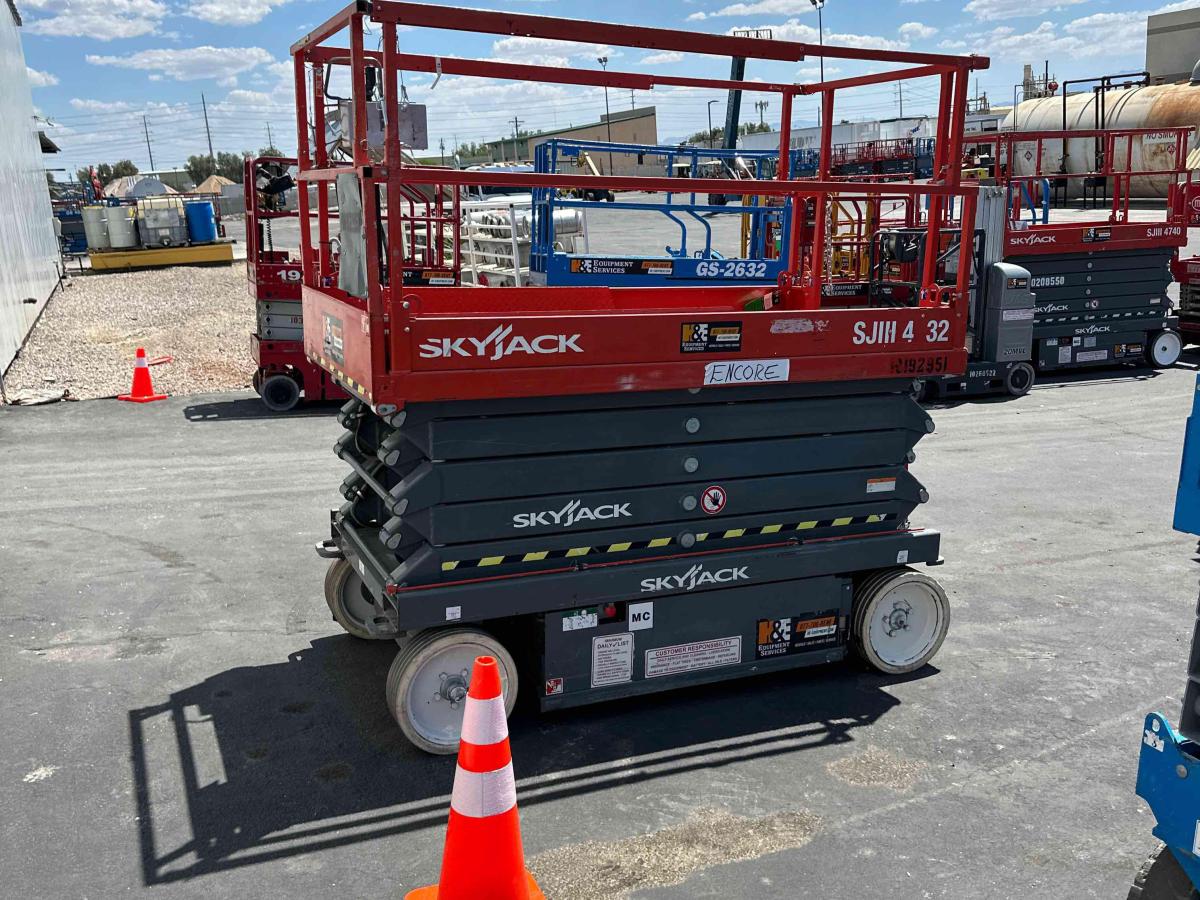 2016 Skyjack SJ4632