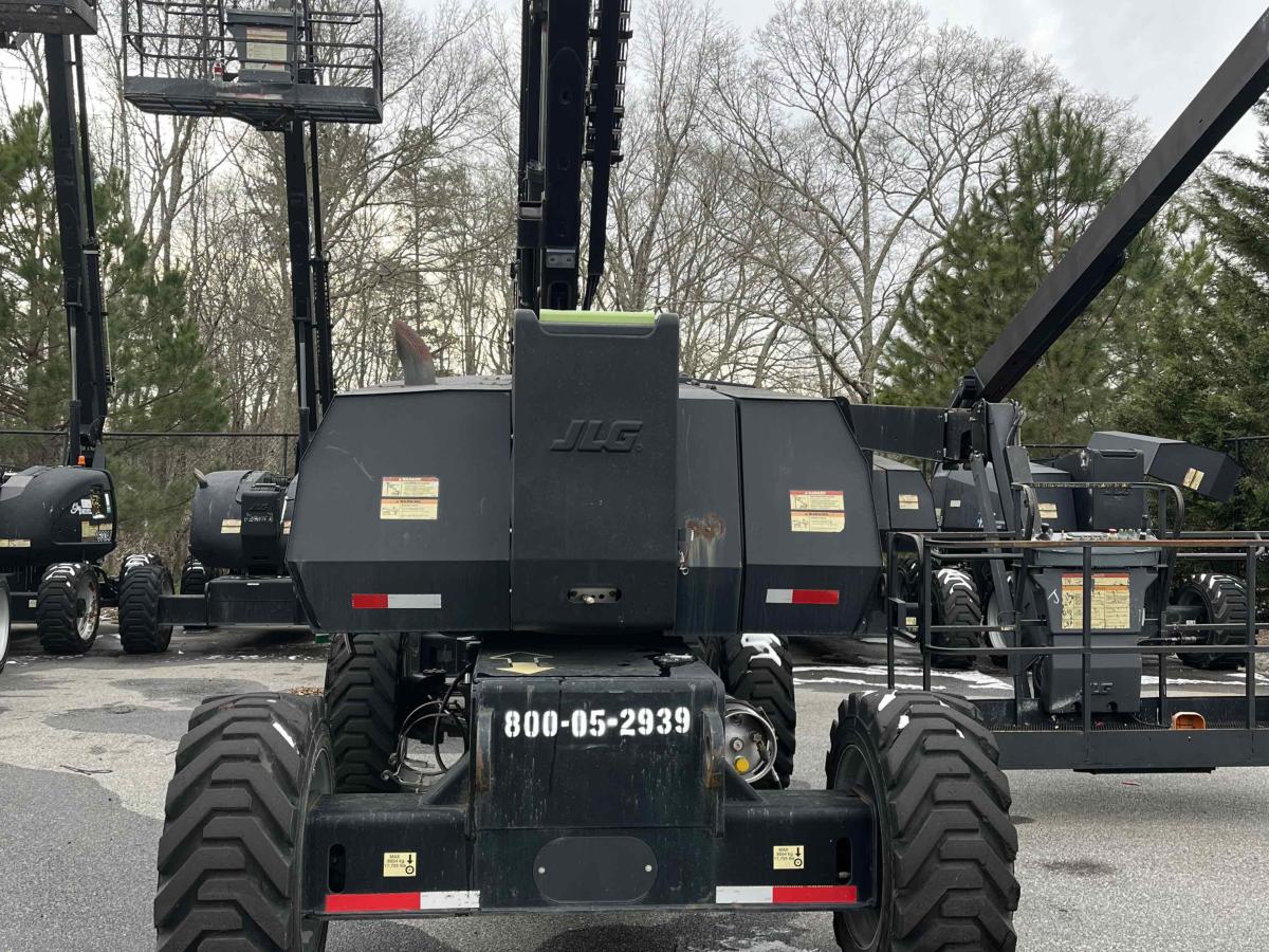 2015 JLG 800A