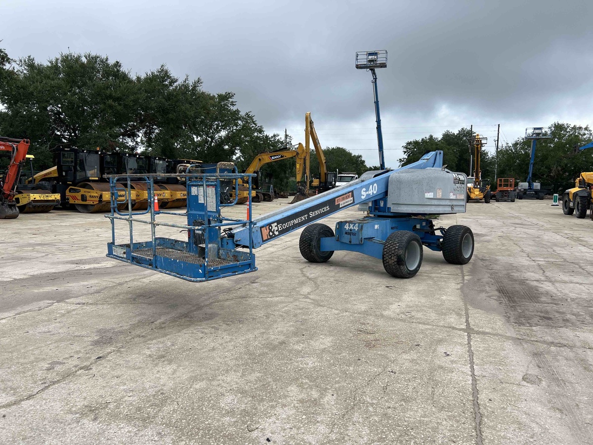 2017 Genie S-40