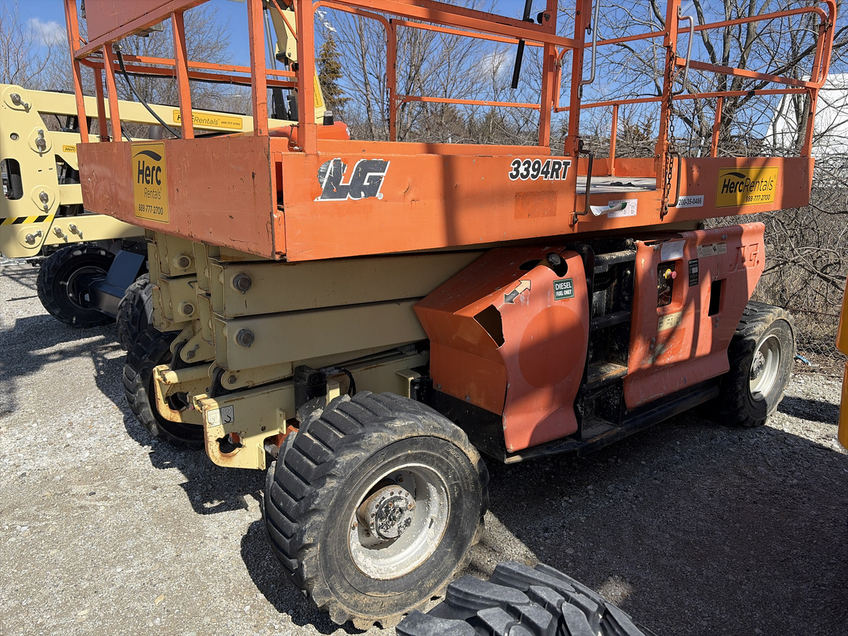 2015 JLG 3394RT-2