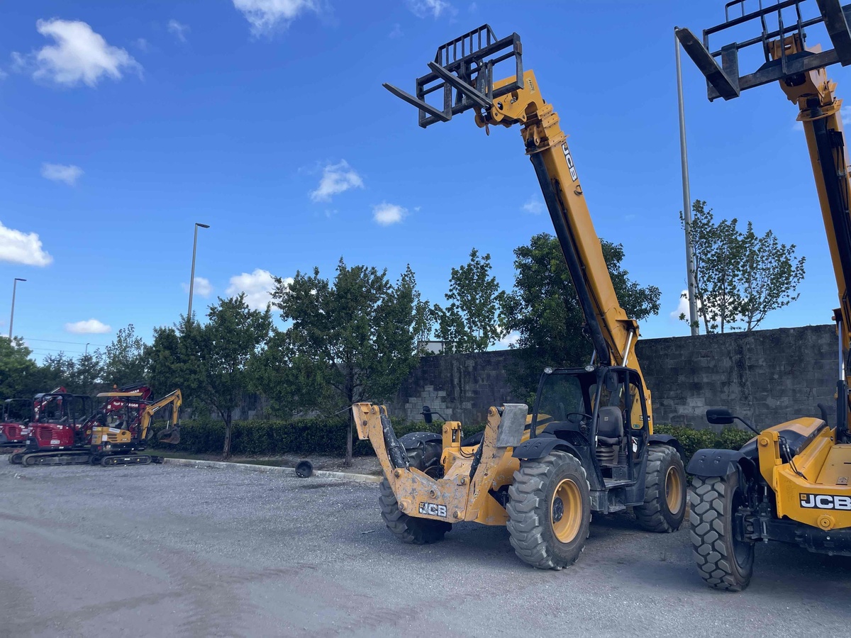 2018 JCB 510-56-1