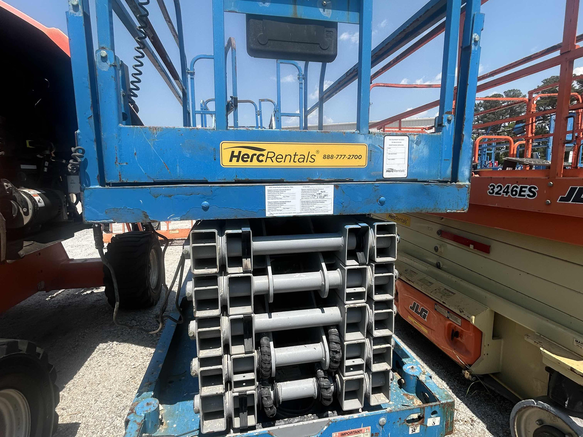 2016 Genie GS-4047