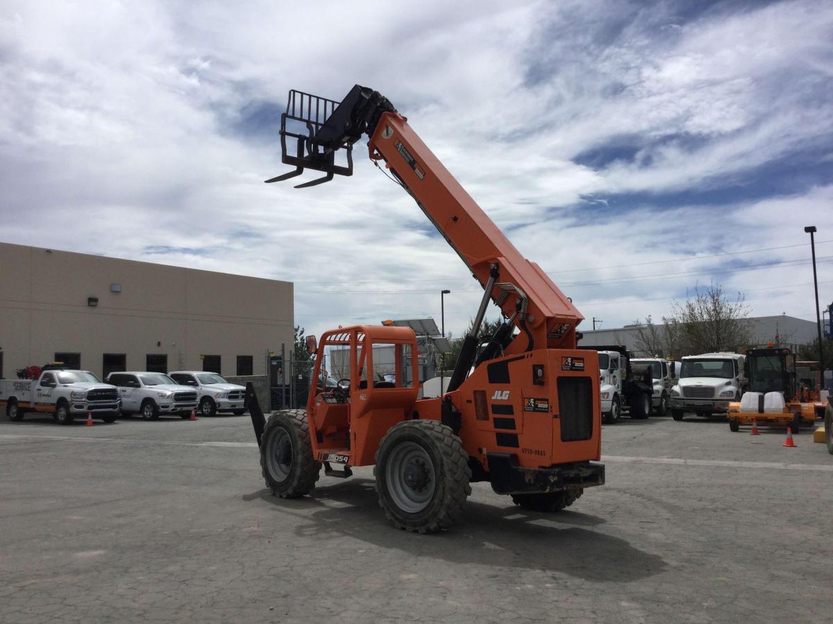 2018 SkyTrak 10054