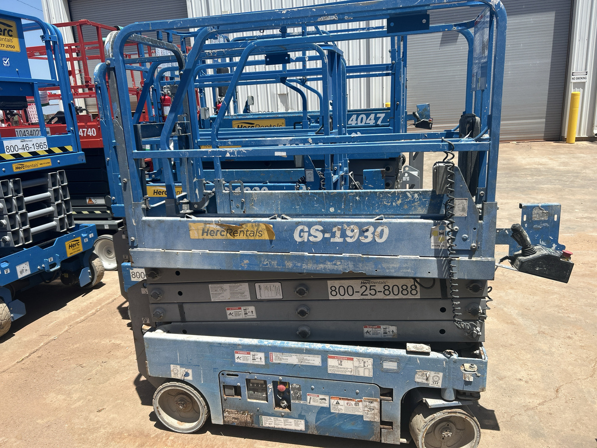 2019 Genie GS-1930