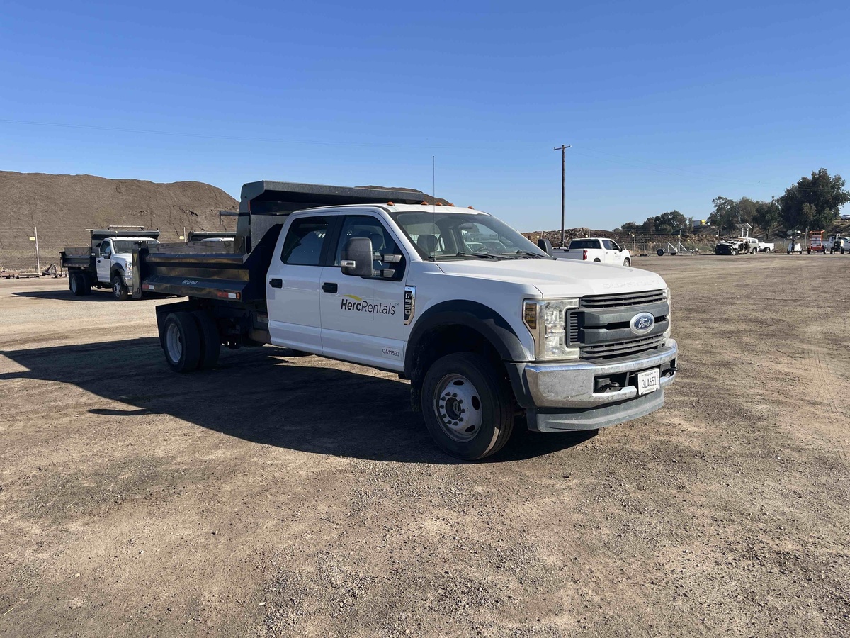 2018 Ford F550-3