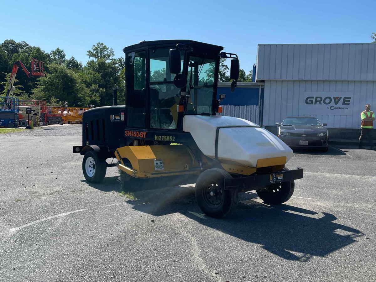 2019 LayMor SweepMaster 450-ST