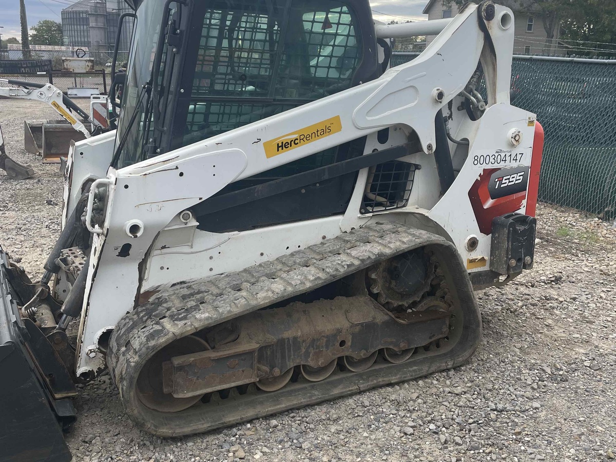 2021 Bobcat T595-4