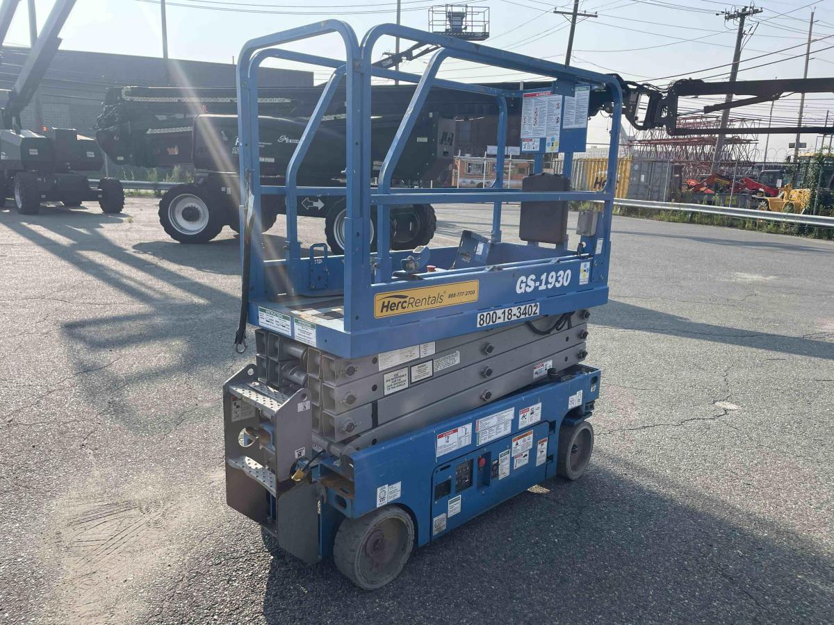 2017 Genie GS-1930