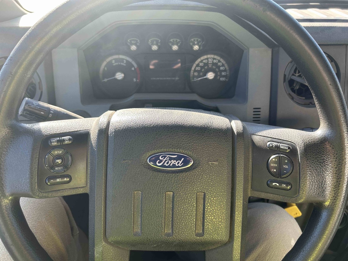 2016 Ford F750-12