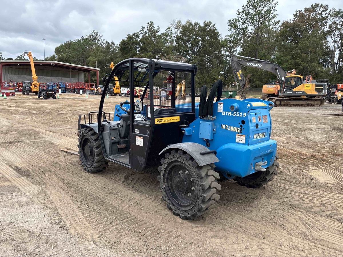 2021 Genie GTH-5519-3