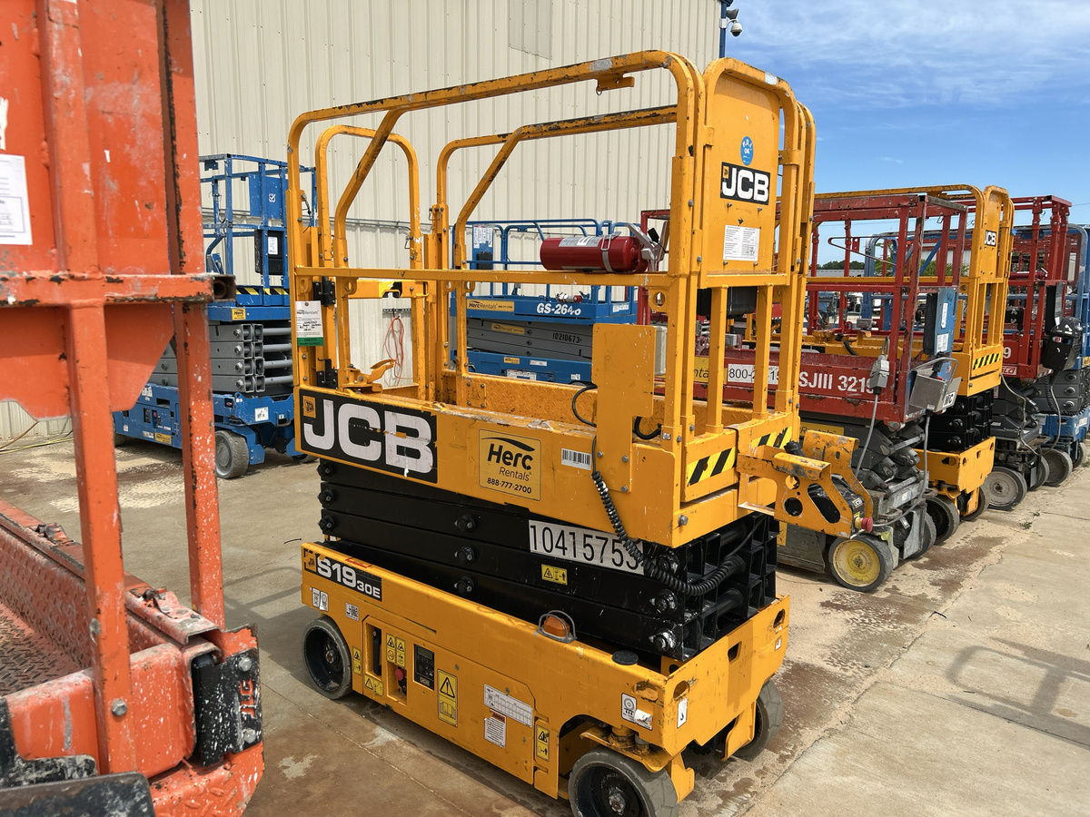 2023 JCB S1930E-6