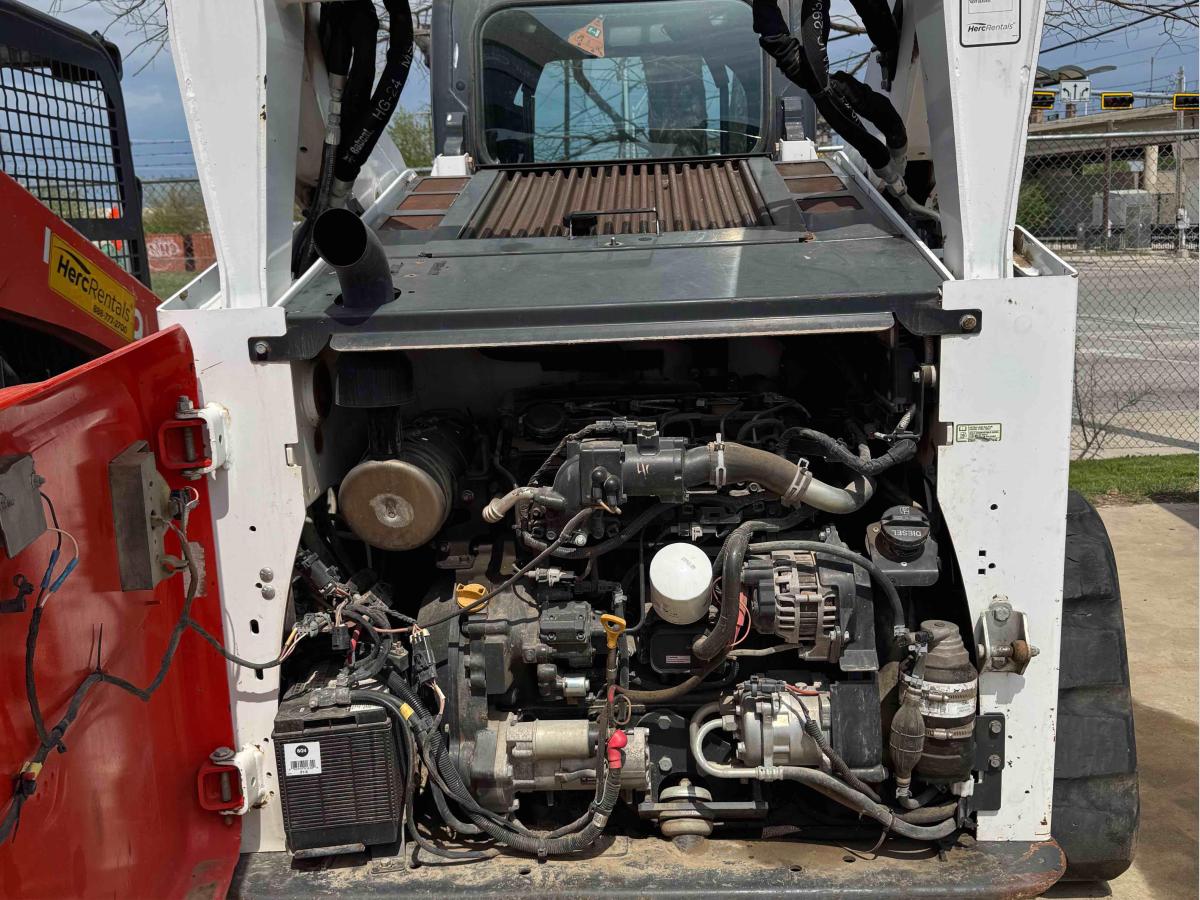 2019 Bobcat T740