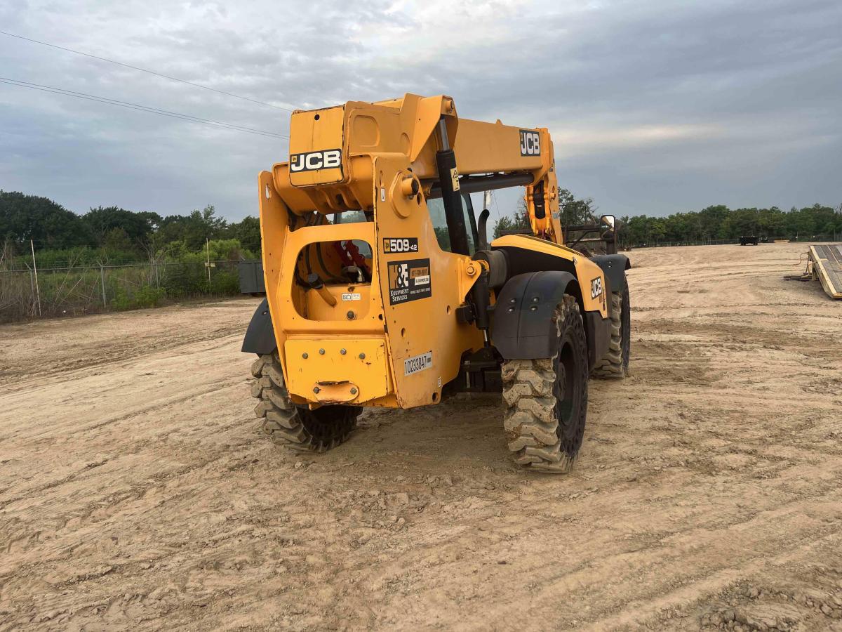 2018 JCB 509-42-7