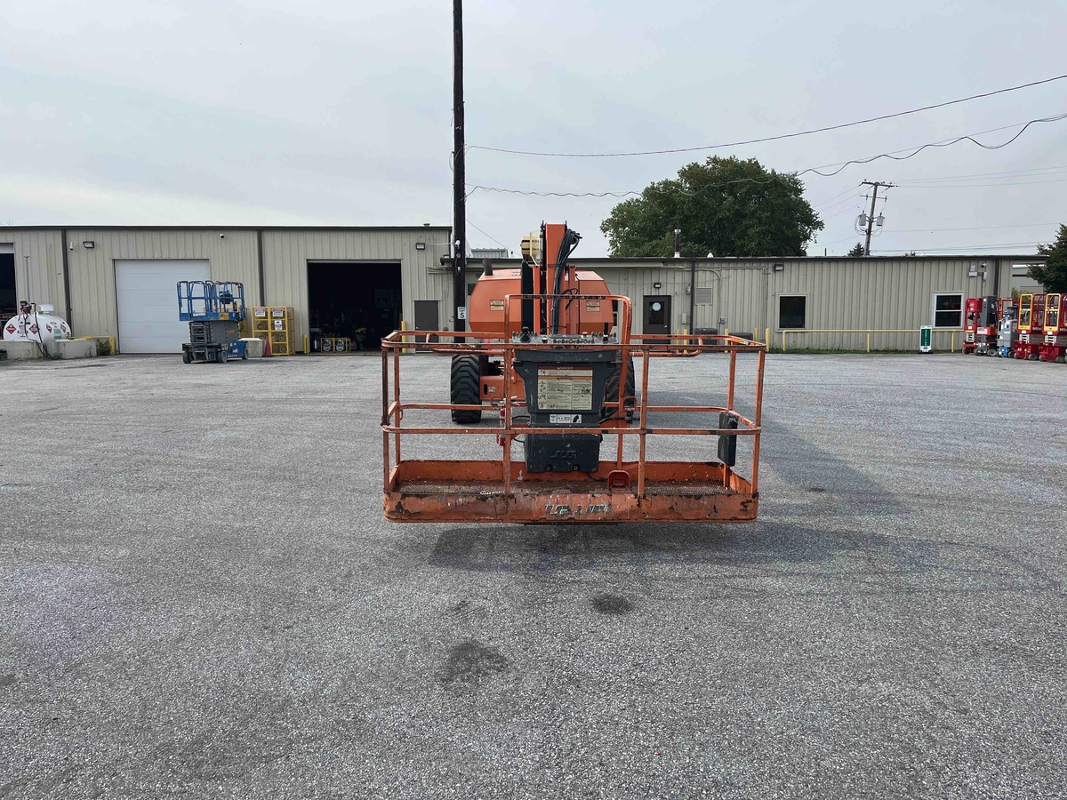 2016 JLG 800AJ-7