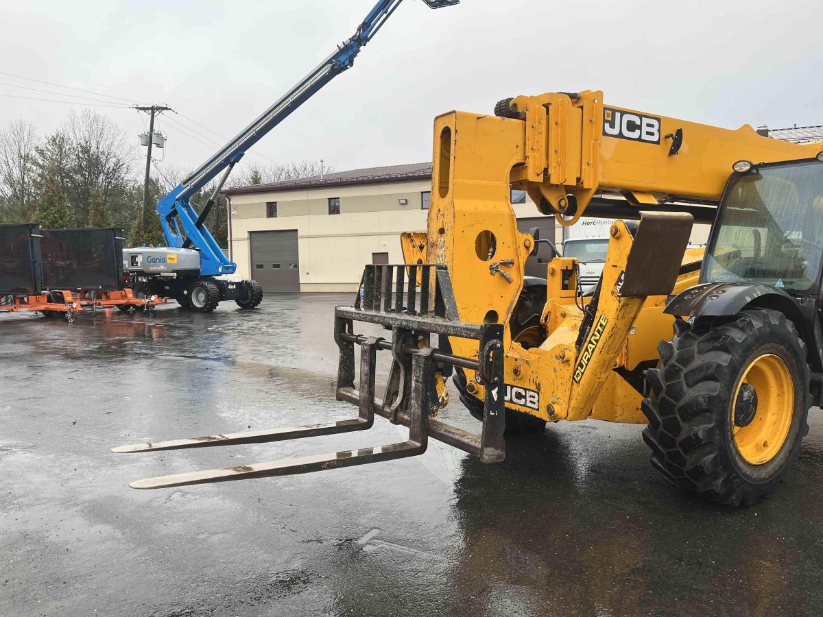 2018 JCB 510-56