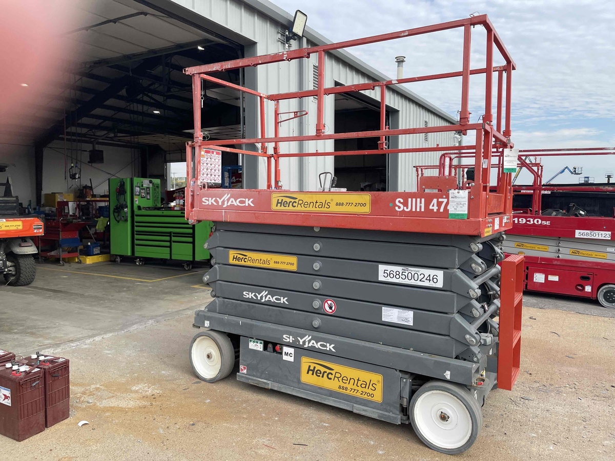2018 Skyjack SJ4740-3
