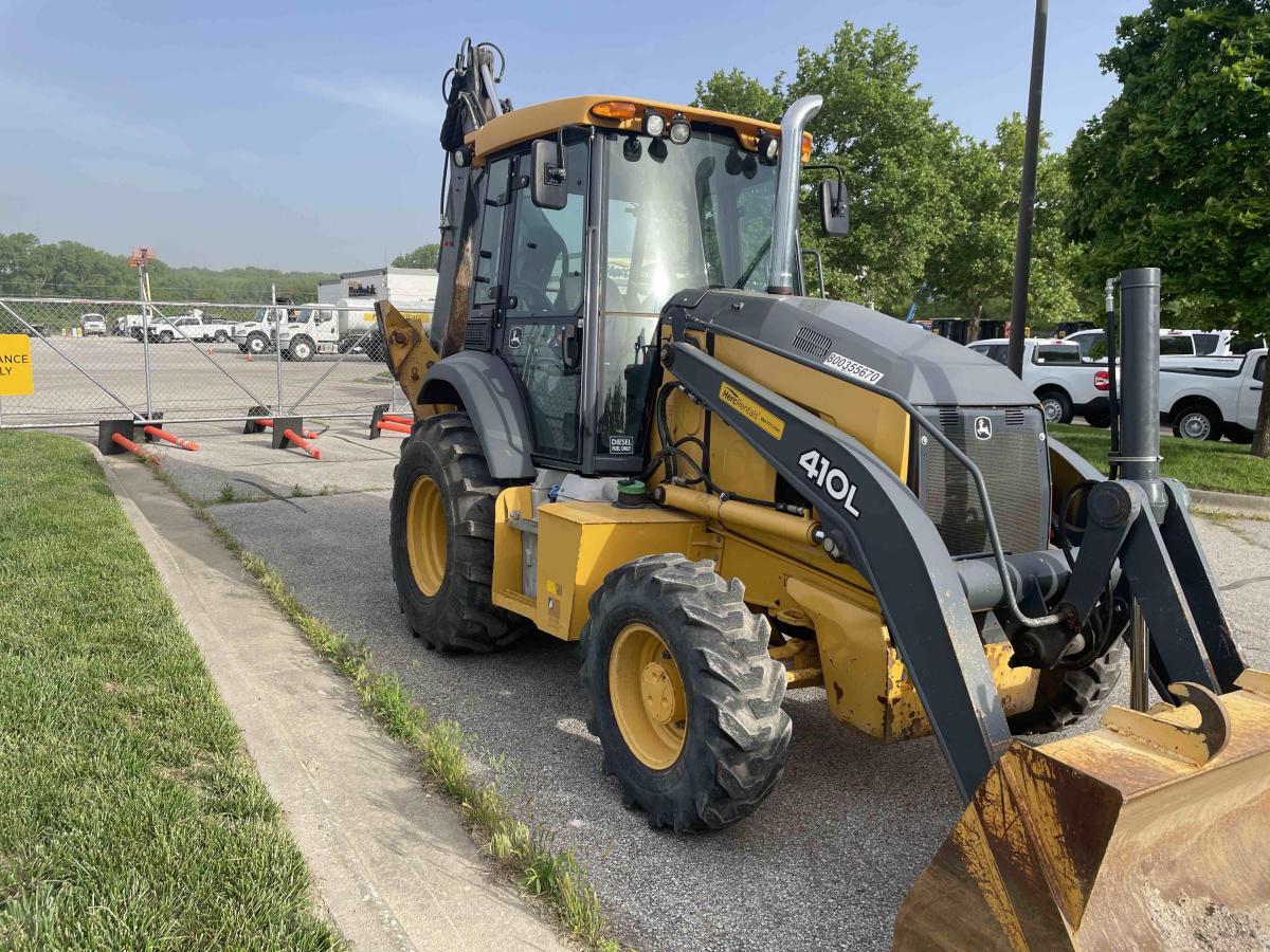 2018 John Deere 410L