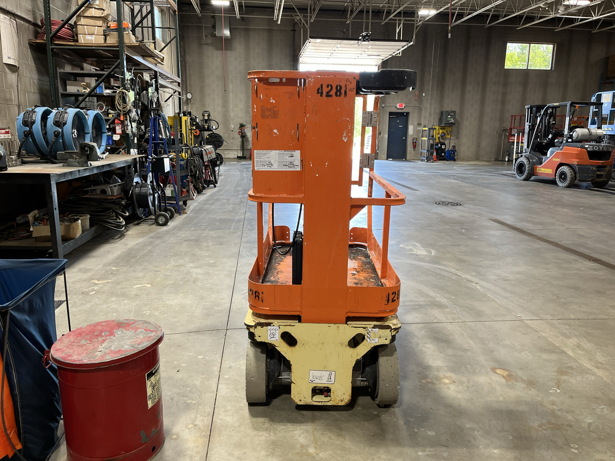 2014 JLG 1230ES-3