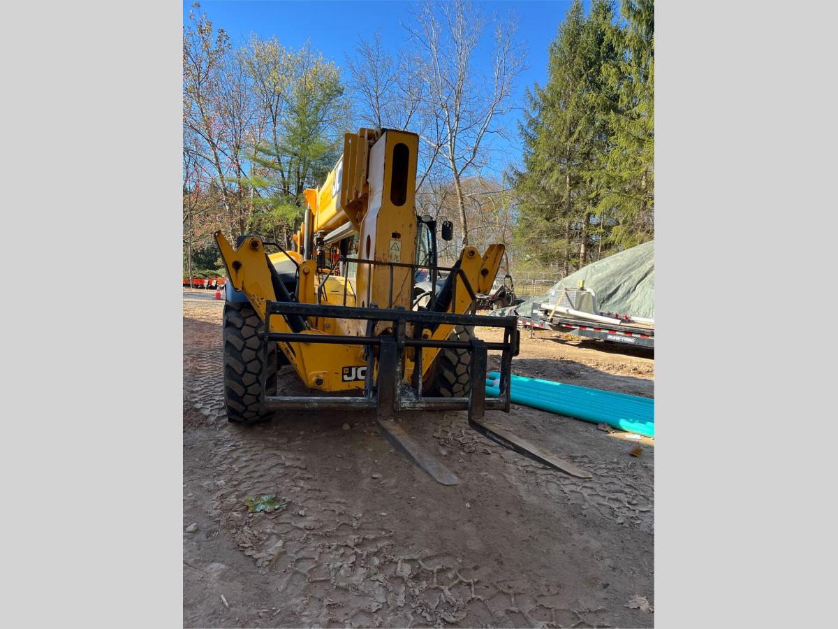 2018 JCB 510-56