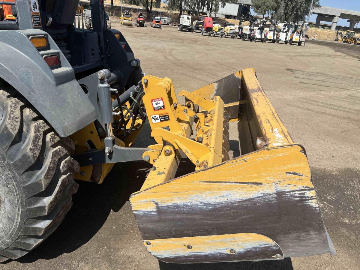 2018 John Deere 210LEP-5
