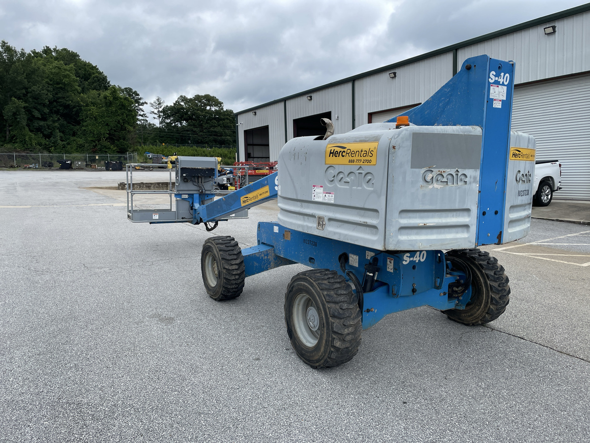 2018 Genie S-40-2