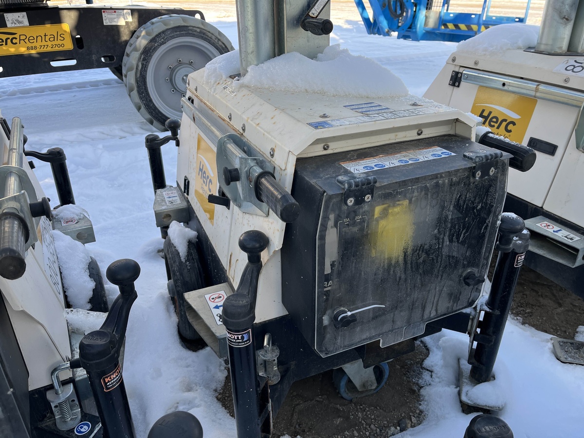 2018 Magnum PLT240-4