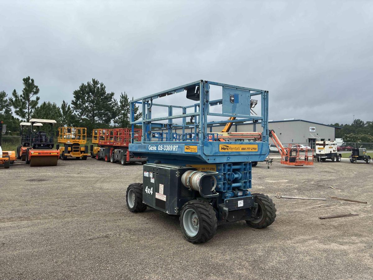 2017 Genie GS-3369 RT-2