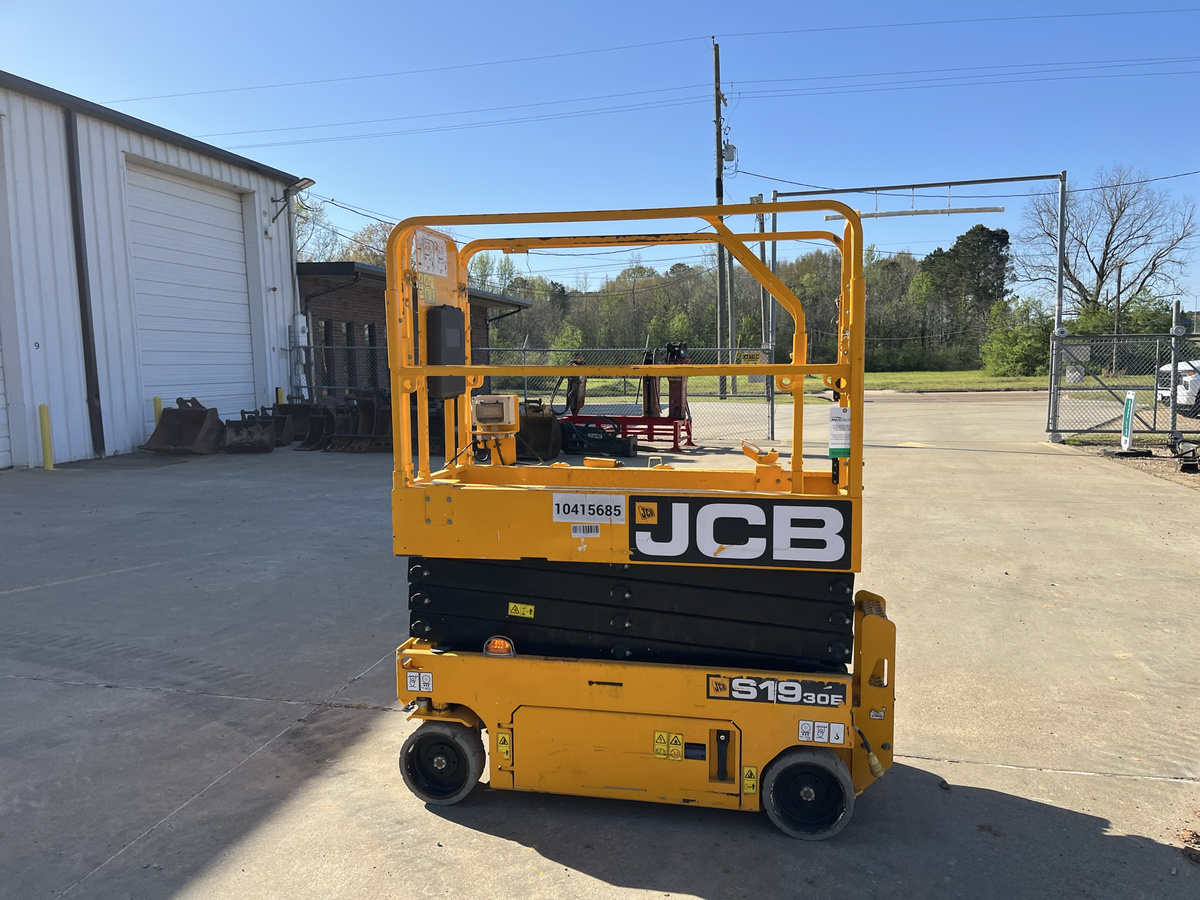 2023 JCB S1930E-2