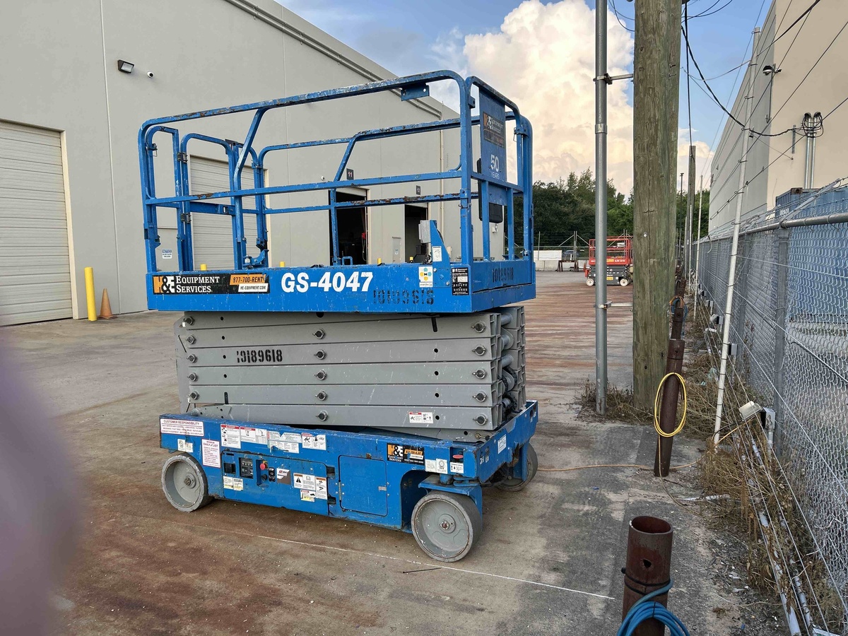 2016 Genie GS-4047-11