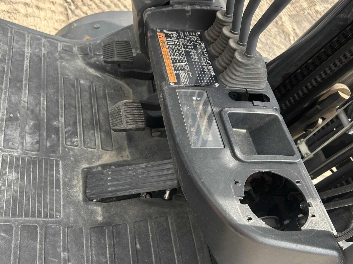 2020 Toyota 8FGU30-9