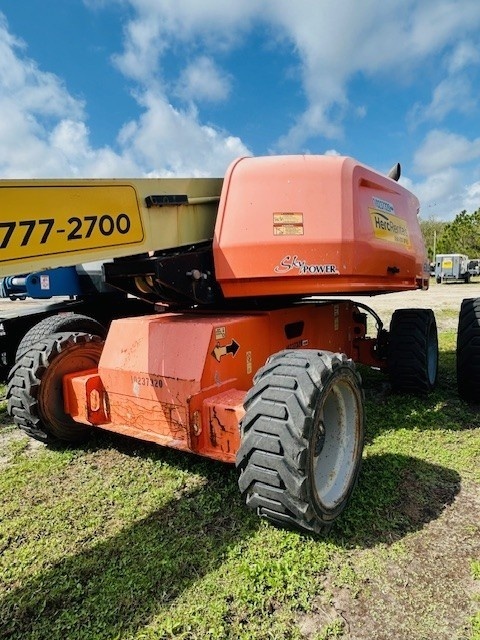 2018 JLG 600S