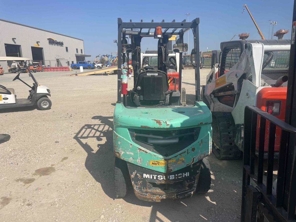 2019 Mitsubishi FG25N
