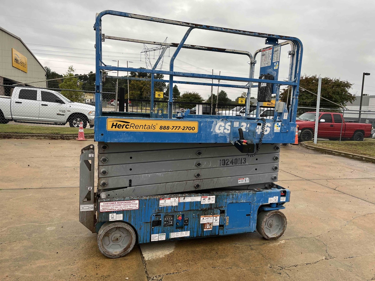 2018 Genie GS-3246-4