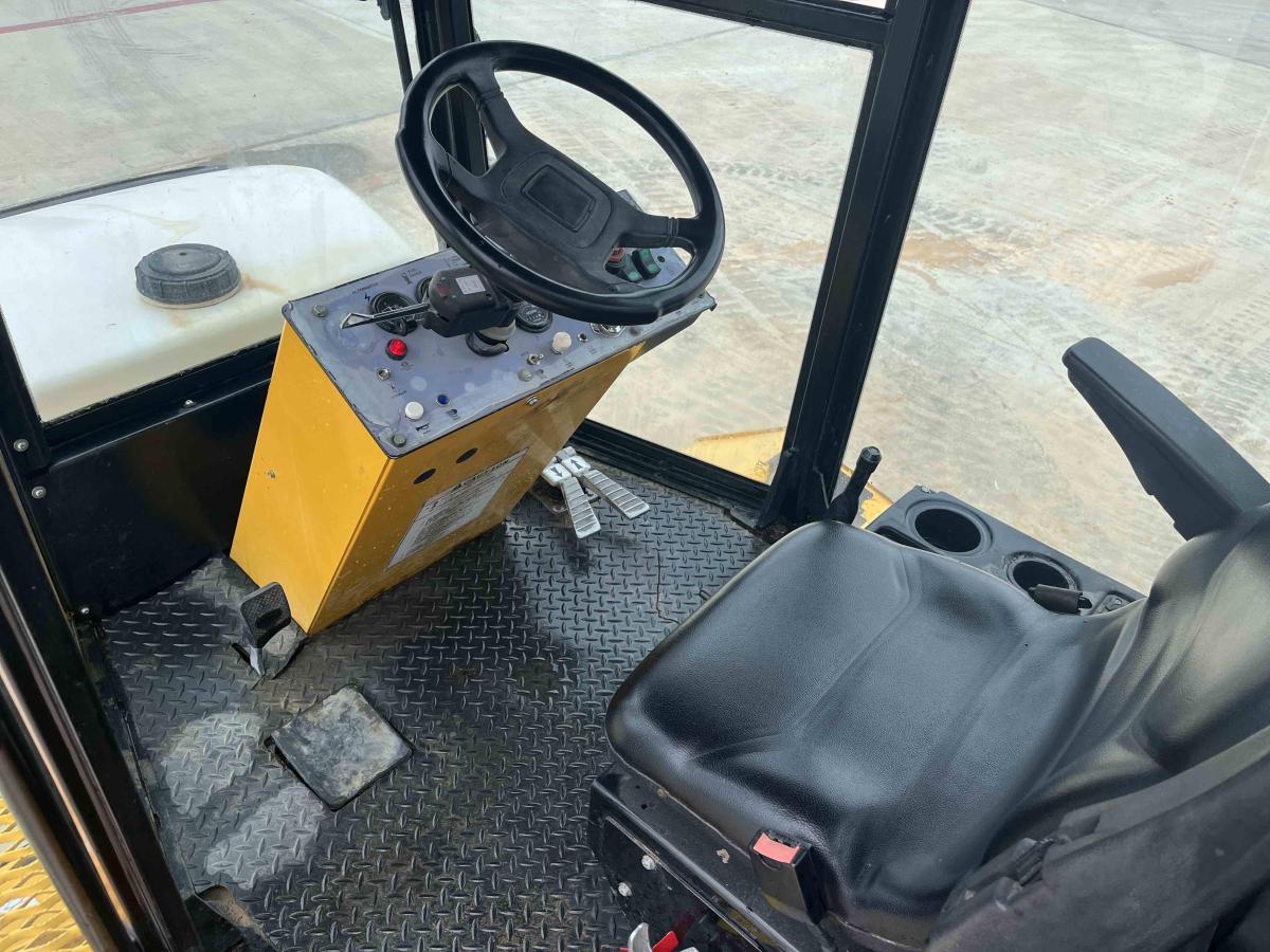2017 LayMor SweepMaster 400