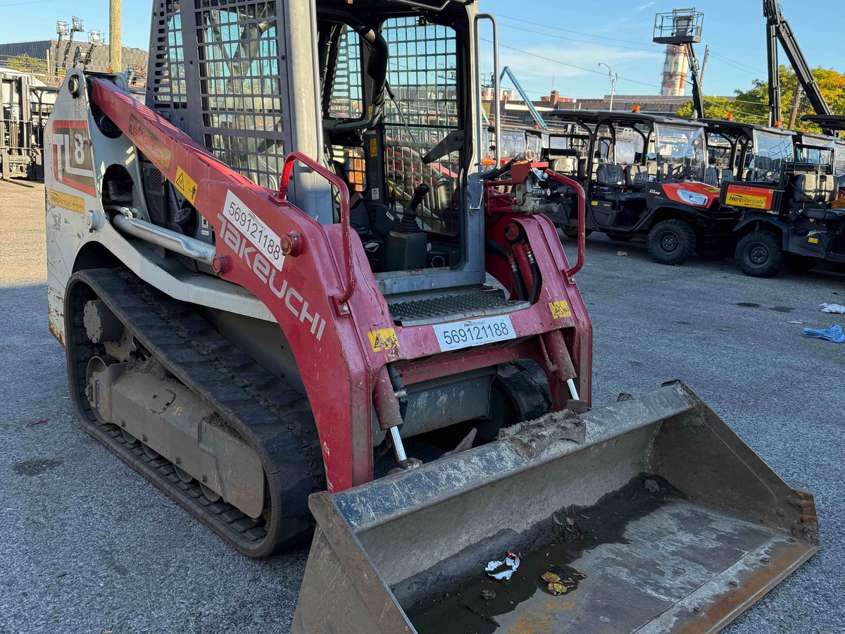 2019 Takeuchi TL8-4