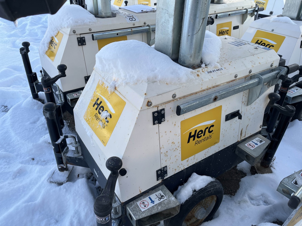 2018 Magnum PLT240-2