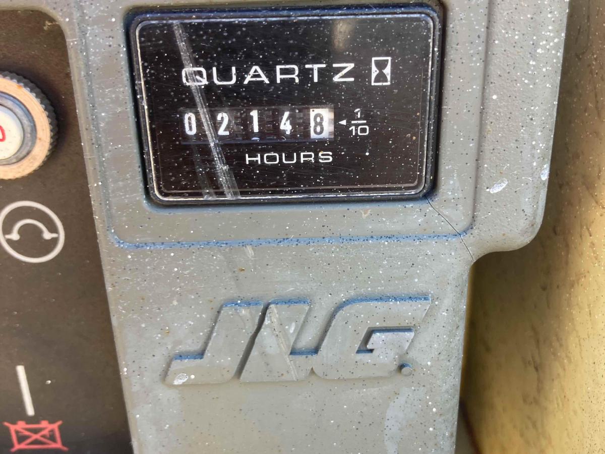 2016 JLG 2632ES