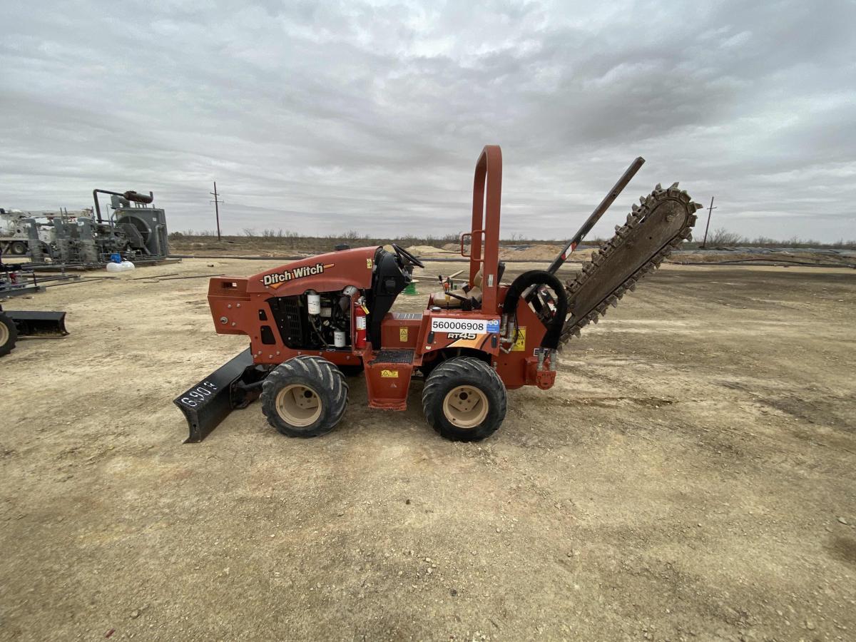 2015 Ditch Witch RT45