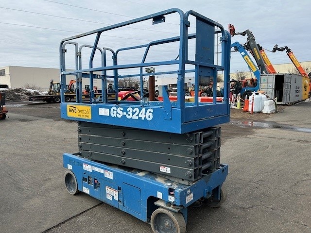 2016 Genie GS-3246