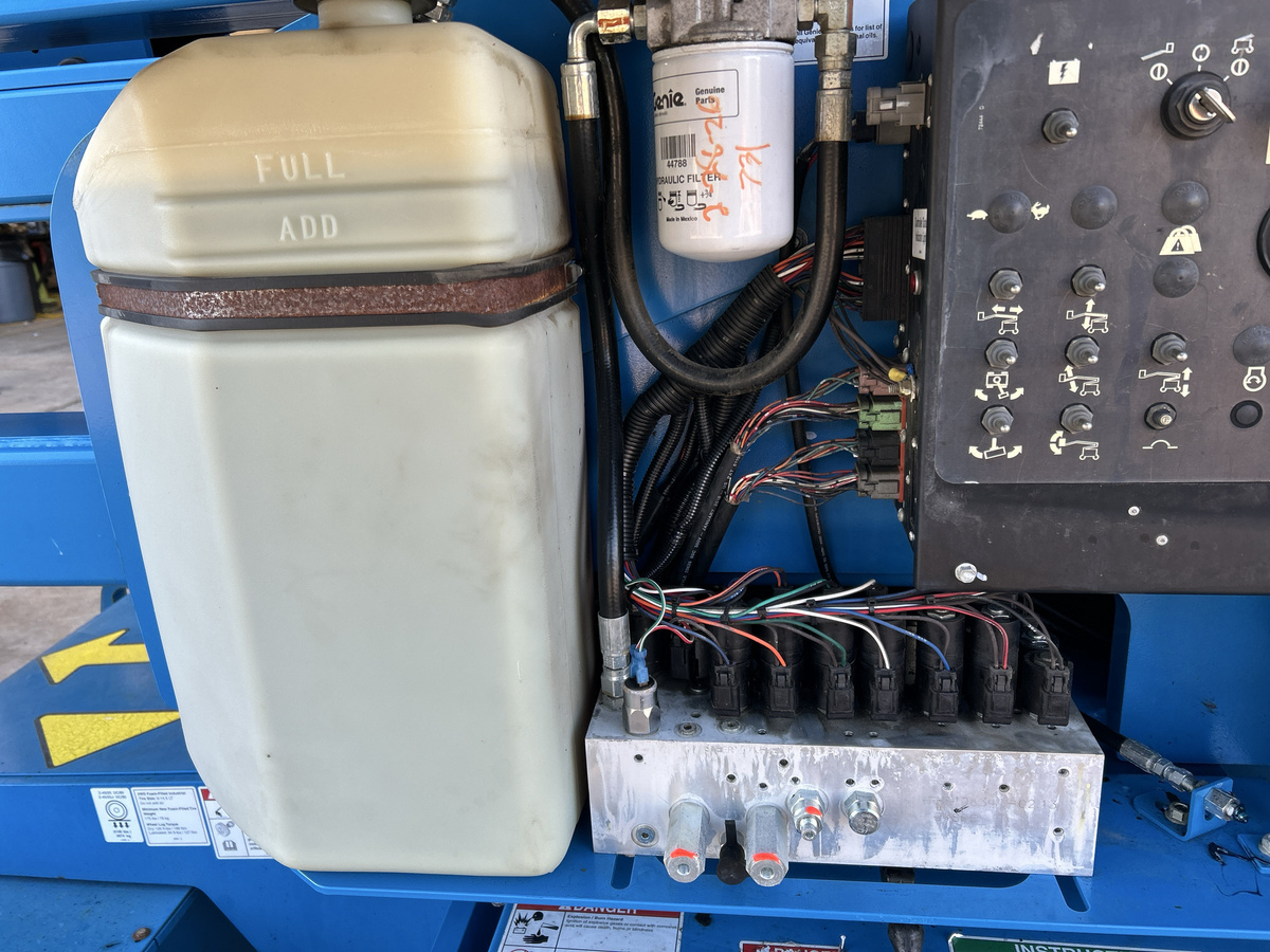 2018 Genie Z-45/25-9