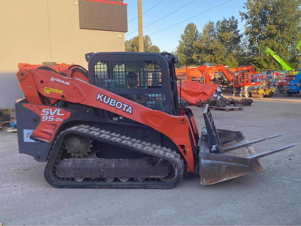Used Compact Track Loaders for sale in Saskatchewan machines For Sale FleetUp Marketplace
