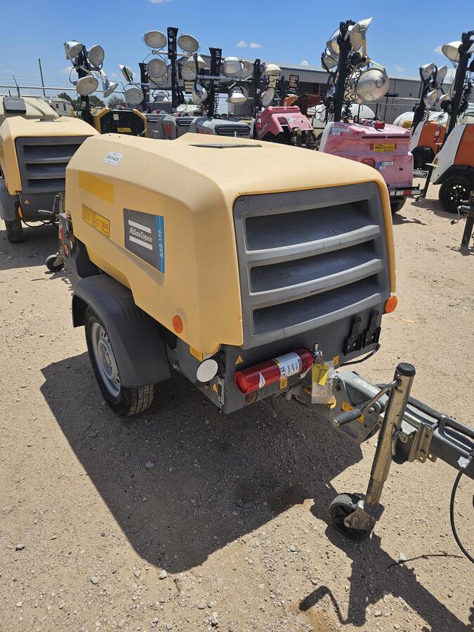 2017 Atlas Copco XAS110T4F-5