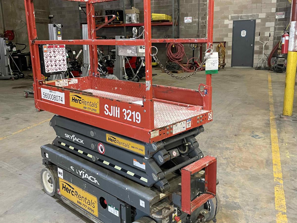 2016 Skyjack SJ3219
