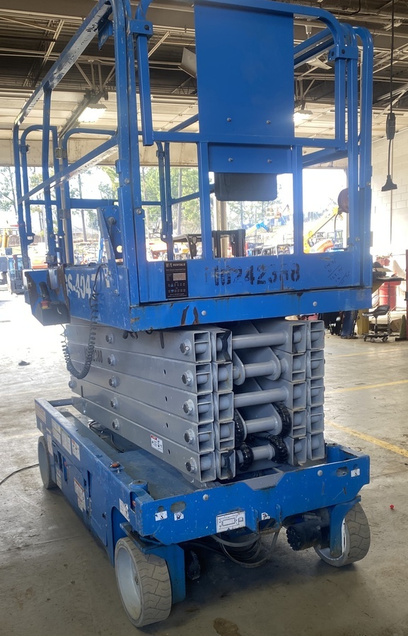 2018 Genie GS-4047-4
